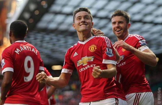 不断地进步 不断地进步