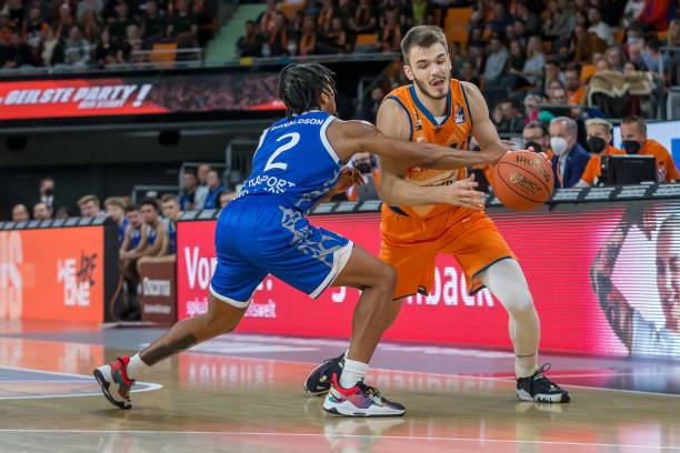 还拥有伊朗 还拥有伊朗