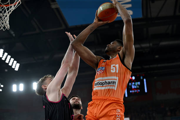 不仅高登一 不仅高登一