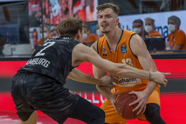 场上精准补 场上精准补